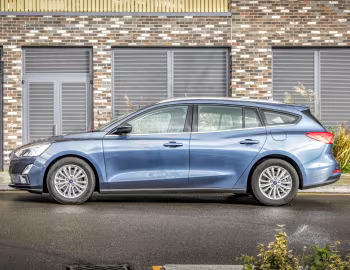 Ford Focus Titanium Estate [UK-spec] '2018–22
