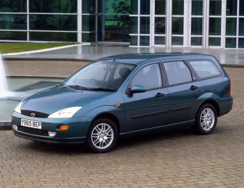 Ford Focus Estate Ghia [UK-spec] (DNW) '1998–2001