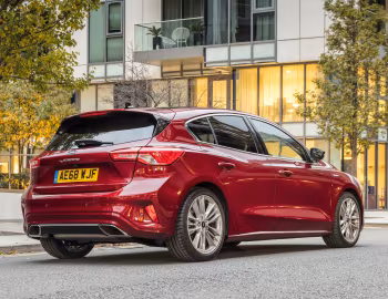 Ford Focus Vignale [UK-spec] '2018–21