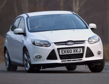 Ford Focus Zetec [UK-spec] (DYB) '02.2011–14
