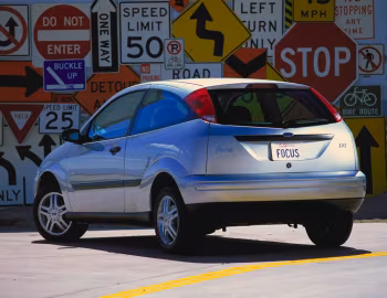 2000–04 Ford Focus ZX3 [North America] (DBW) '1999–2004