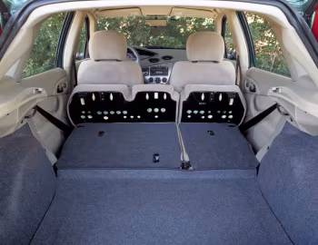 Ambos 2002–04 Ford Focus ZX5 [North America] (DBW) '2001–04