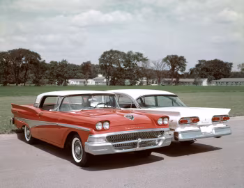 Ford Fairlane 500 Skyliner, Ford Fairlane Town Sedan