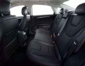 Интерьер 2013–16 Ford Fusion [North America] '2012–16