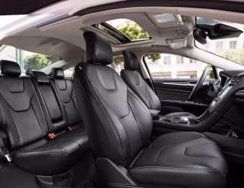 Интерьер 2019–20 Ford Fusion Energi [North America] '2018–20