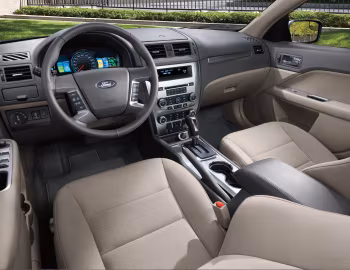 Интерьер 2010–12 Ford Fusion Hybrid [North America] (CD338) '2009–12