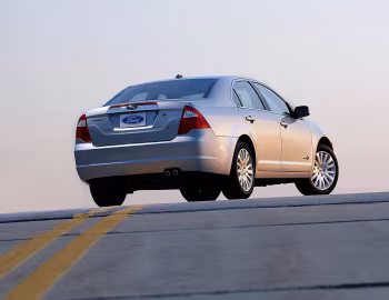 2010–12 Ford Fusion Hybrid [North America] (CD338) '2009–12