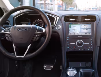 Panel frontal 2017–18 Ford Fusion Hybrid Platinum [North America] '2016–18