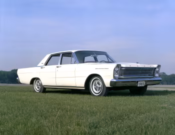 1965 Ford Galaxie 500 Sedan (54A)