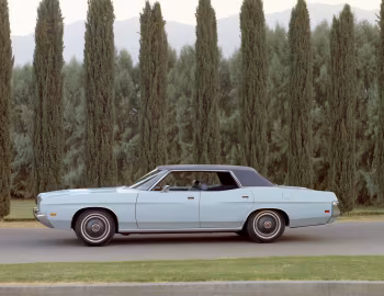 1972 Ford Galaxie 500 4-door Hardtop (57F)