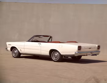 1966 Ford Galaxie 500 XL Convertible (76B)
