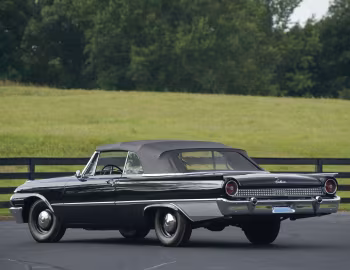 1961 Ford Galaxie Sunliner XL 401