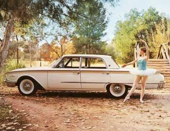 1960 Ford Galaxie Town Sedan (52)