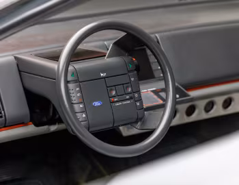 Panel frontal Ford Probe V '10.1985