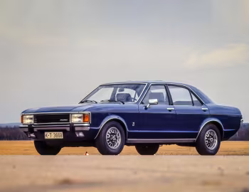Ford Granada 2.3 L 4-door [EU-spec] '1975–77