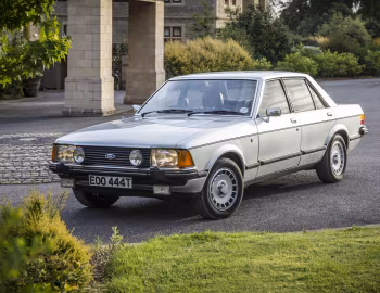 Ford Granada 2.8 Ghia 4-door Saloon [UK-spec] (MkII) '1977–81