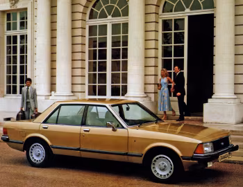 Ford Granada Ghia 4-door Saloon [UK-spec] '1977–81