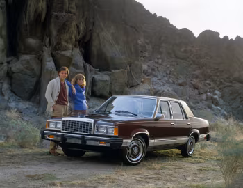 1981 Ford Granada GL 4-door Sedan (54D) '1980–81