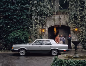 1981 Ford Granada GLX 4-door Sedan (54D) '1980–81