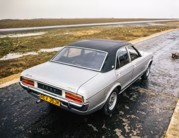 Ford Granada GXL 4-door Saloon [UK-spec] (MkI) '1972–74
