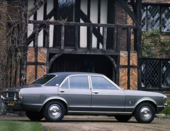 Ford Granada GXL 4-door Saloon [UK-spec] (MkI) '1972–74