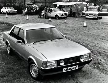 Ford Granada GLS 4-door Saloon [UK-spec] '1977–81