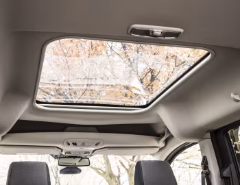 Interior Ford Grand Tourneo Connect [UK-spec] '2018–22