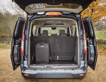 Ambos Ford Grand Tourneo Connect [UK-spec] '2018–22