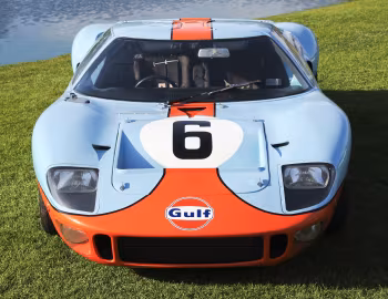 Ford GT40 Lightweight Race Car (P/1075) '1968