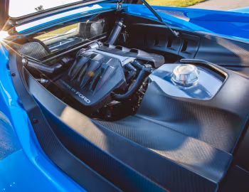 Sous la capuche 2017 Ford GT (H040)