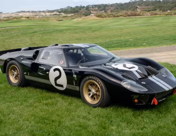 Ford GT40 Race Car (P/1046) '1966
