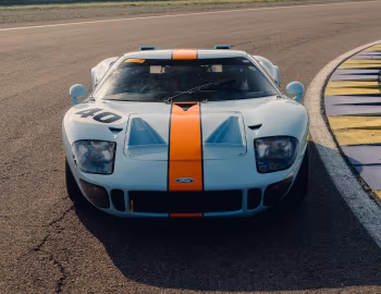 Ford GT40 Race Car (P/1033) '1966