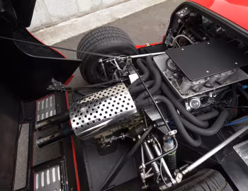 Sous la capuche Ford GT40 Road Version (P/1057) '1966