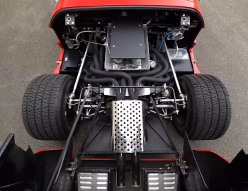 Sous la capuche Ford GT40 Road Version (P/1057) '1966