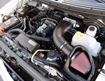 Bajo el capó Hennessey VelociRaptor 600 SUV '2013–14