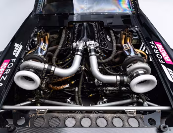 Bajo el capó 1965 ASD Motorsports Ford Mustang Hoonicorn RTR V2 '2018
