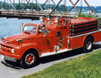 1952 Ford F-7 Big Job Howe Pumper
