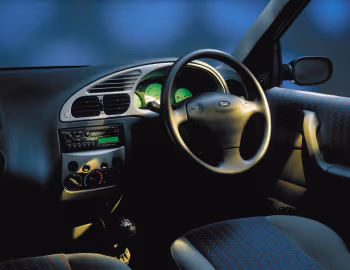 Panel frontal Ford Ikon '2000–07