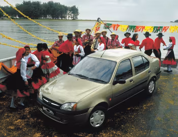 Ford Ikon '2000–07