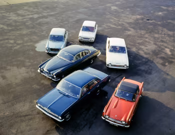 Vauxhall Victor 101 Super Saloon, Jaguar Mark X, MG 1100 4-door Saloon, Singer Chamois Saloon, Triumph TR4A, Ford Consul Corsair Saloon