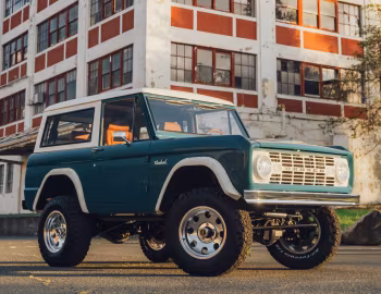 Kindred Motorworks Ford Bronco Heritage Edition '2023–pr.