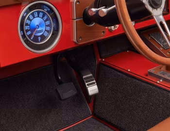 Интерьер Kindred Motorworks Ford Bronco EV '2024