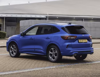 Ford Kuga ST-Line Hybrid [UK-spec] '2024–pr.