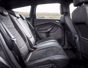 Интерьер Ford Kuga ST-Line [UK-spec] (C520) '2017–19