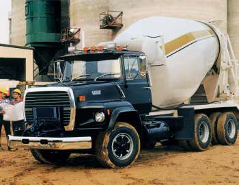 1988 Ford L-8000 Mixer