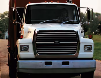 1990 Ford L-8000 Refuse Truck