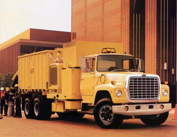 1987 Ford LT-9000