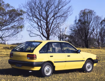 Ford Laser GL 5-door [Australia] (KC) '10.1985–10.1987