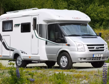 2010 LMC Liberty Breezer V 544 G '2009–10