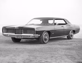 1970 Ford LTD Hardtop Sedan (57F)